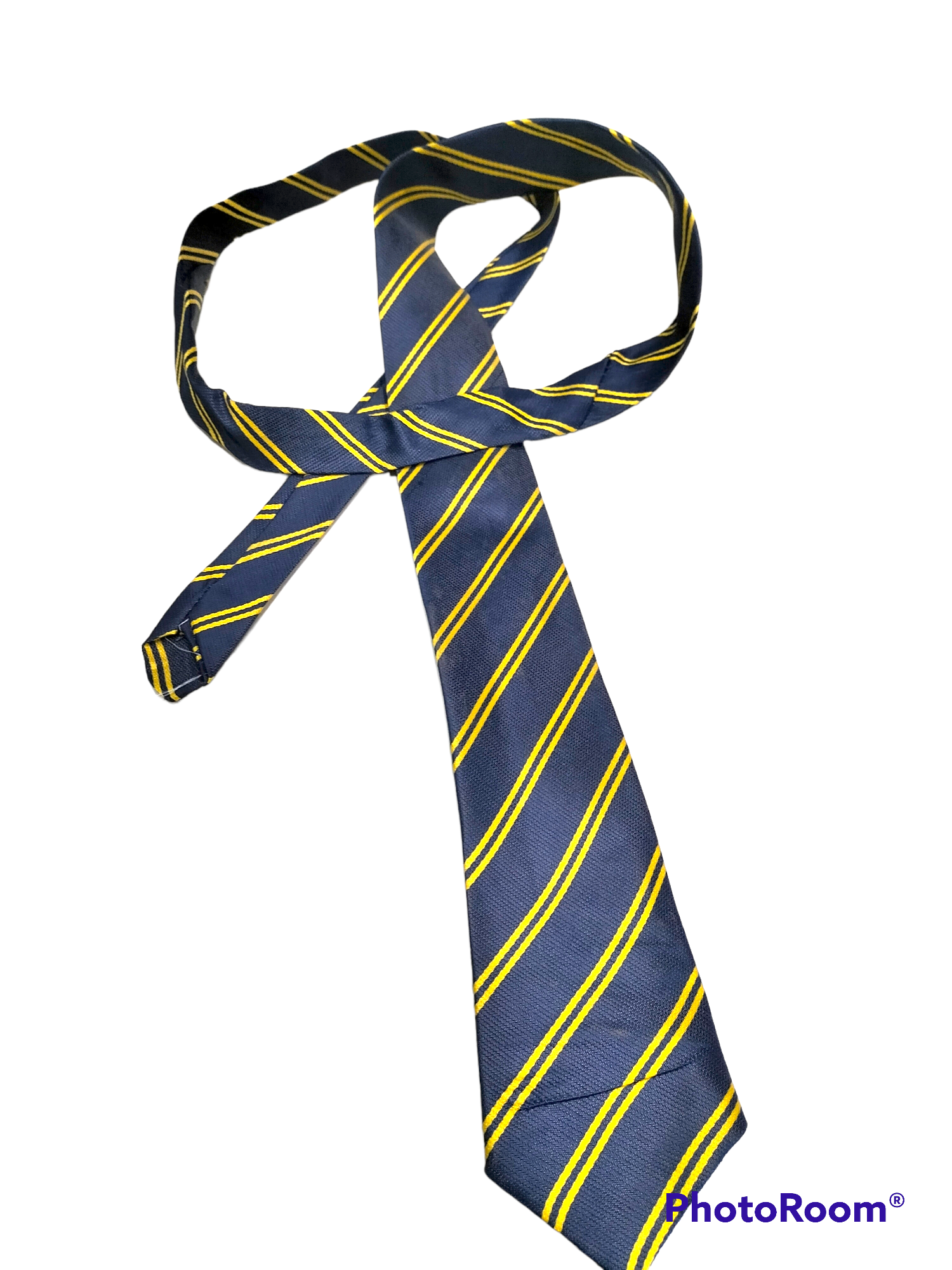 TIE KNOT